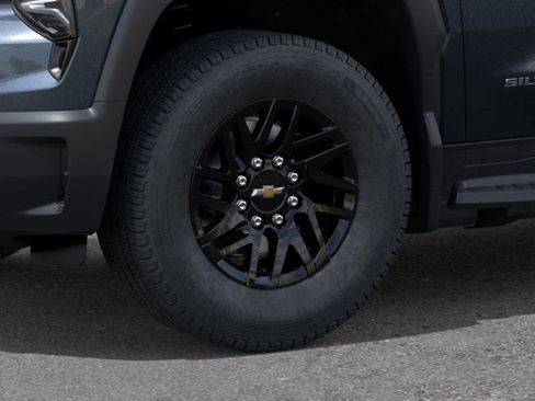 New 2026 Chevrolet Silverado EV LT image 9