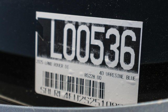 Certified 2025 Land Rover Discovery Dynamic SE AWD/4WD image 22