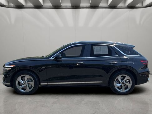 Certified 2026 Genesis GV70 2.5T Advanced AWD/4WD image 2