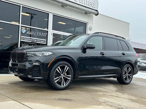 Certified 2022 BMW X7 xDrive40i w/ M Sport Package image 4