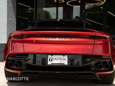 Used 2021 Aston Martin DBS Superleggera RWD image 14