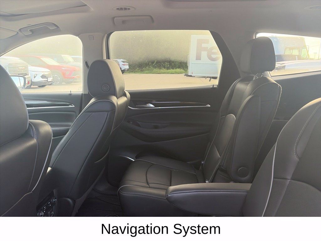 Used 2021 Buick Enclave Avenir w/ Avenir Technology Package AWD/4WD image 11