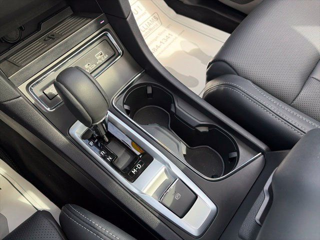 Used 2023 Subaru Ascent Limited w/ Technology Package AWD/4WD image 17