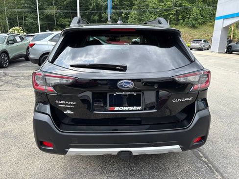 Used 2023 Subaru Outback Limited AWD/4WD image 4