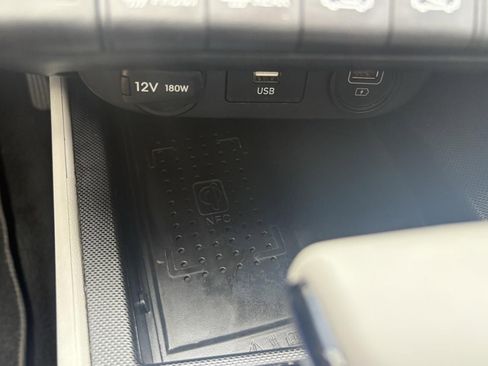 Used 2023 Hyundai Elantra Limited w/ Cargo Package image 34