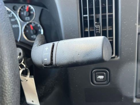 Used 2024 Chevrolet Express 2500 w/ Driver Convenience Package image 21