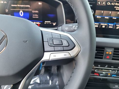 New 2026 Volkswagen Jetta SE FWD image 22