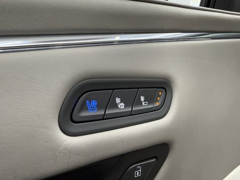 Used 2023 Cadillac Escalade Premium Luxury Platinum image 20