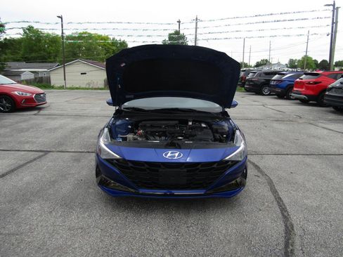 Used 2023 Hyundai Elantra SEL FWD image 24