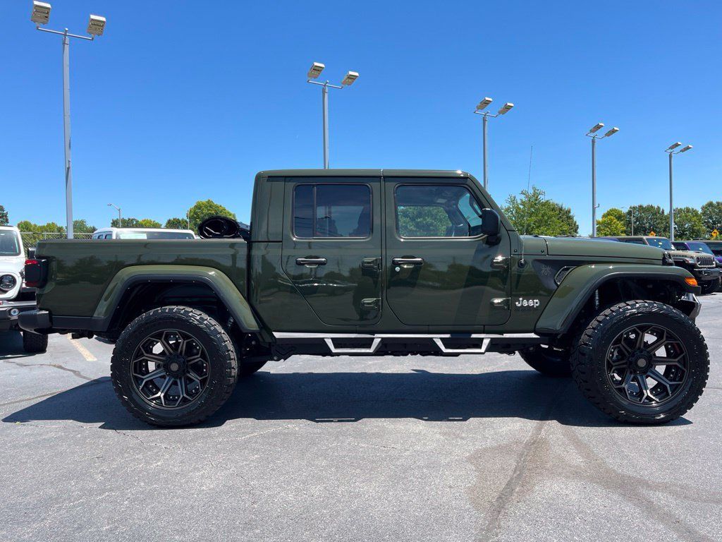Used 2021 Jeep Gladiator Overland w/ Popular Equipment Package AWD/4WD image 52