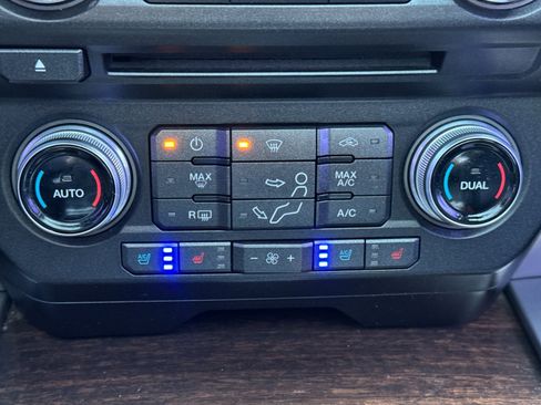 Used 2017 Ford F350 Platinum w/ Platinum Ultimate Package image 19