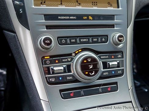 Used 2017 Lincoln MKZ Premiere image 17