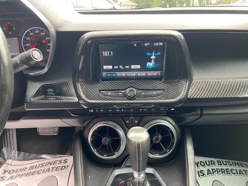 Used 2017 Chevrolet Camaro LT image 15