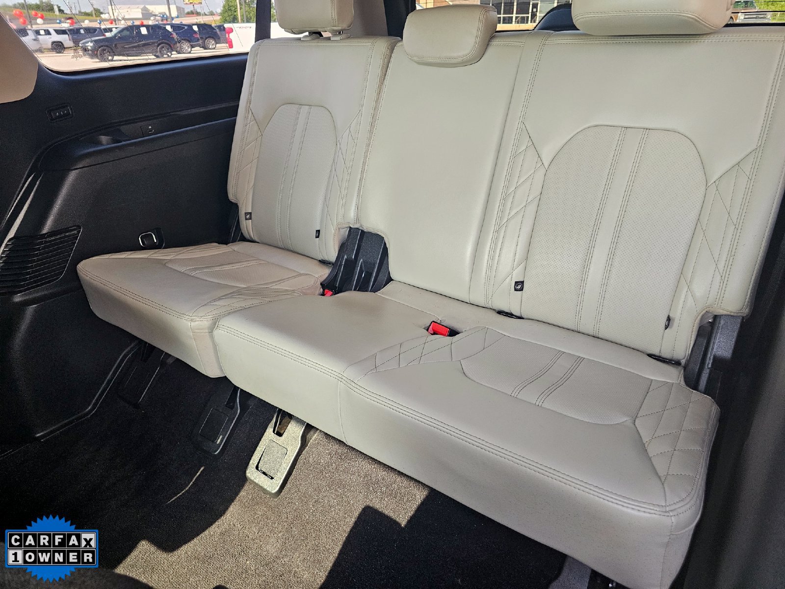 Used 2021 Ford Expedition Max Platinum AWD/4WD image 34