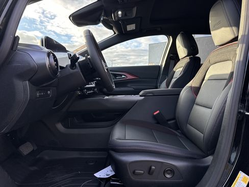 New 2026 Chevrolet Equinox EV RS image 10