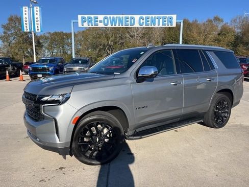 Used 2023 Chevrolet Tahoe Premier w/ Premium Package 2 AWD/4WD image 2