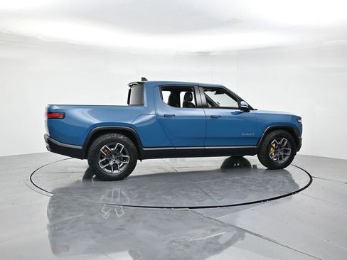 Used 2022 Rivian R1T Launch Edition image 2