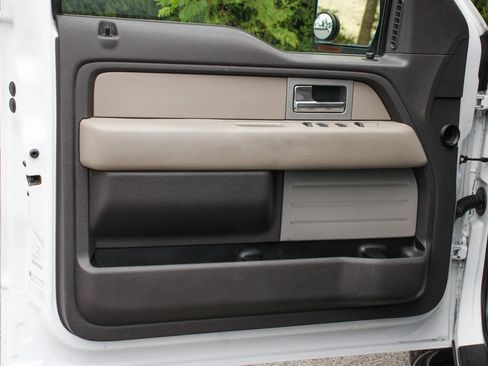 Used 2010 Ford F150 XLT image 14