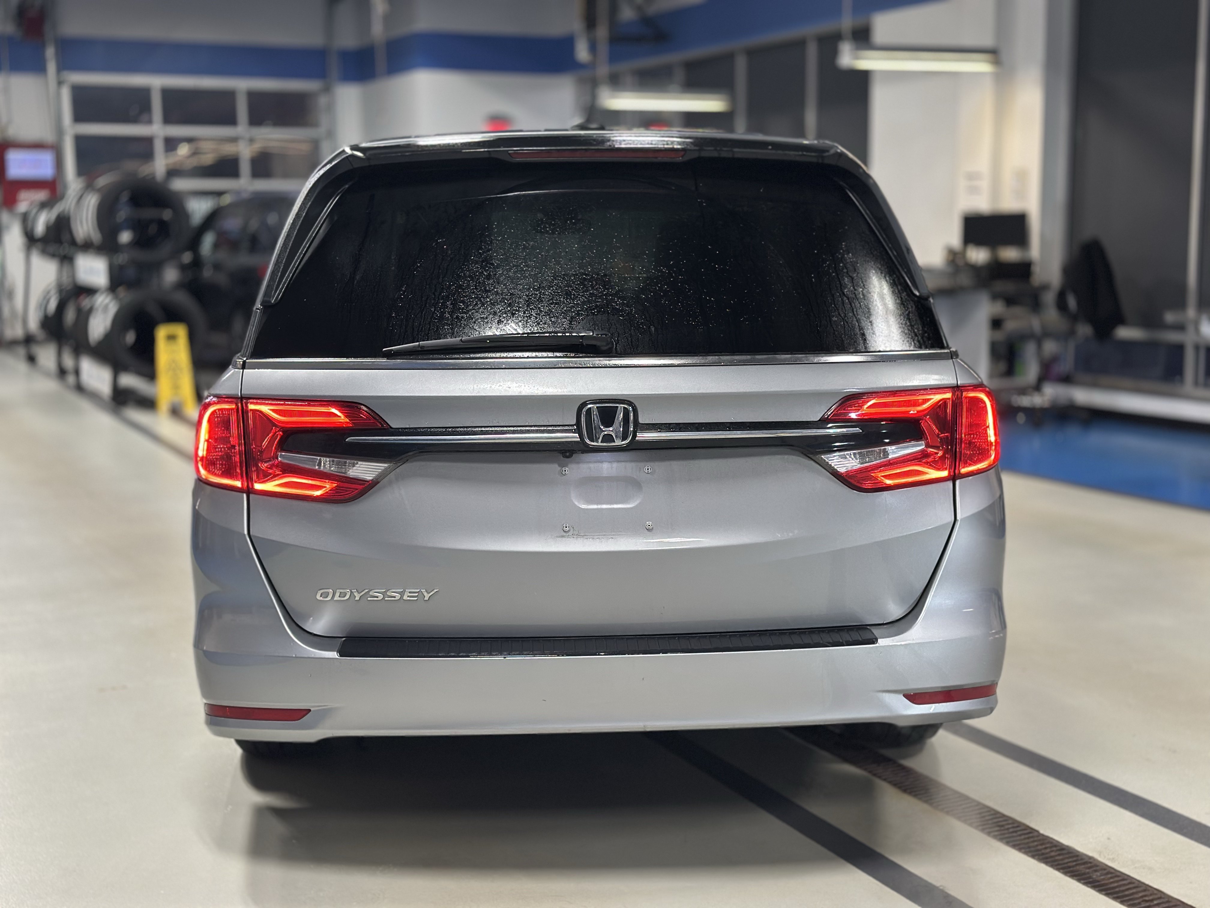 Used 2024 Honda Odyssey EX-L image 6
