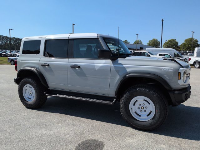 New 2026 Ford Bronco Heritage Edition AWD/4WD image 2