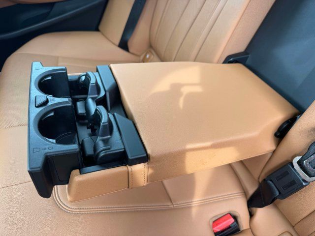 Used 2021 BMW 530i xDrive w/ Convenience Package AWD/4WD image 16