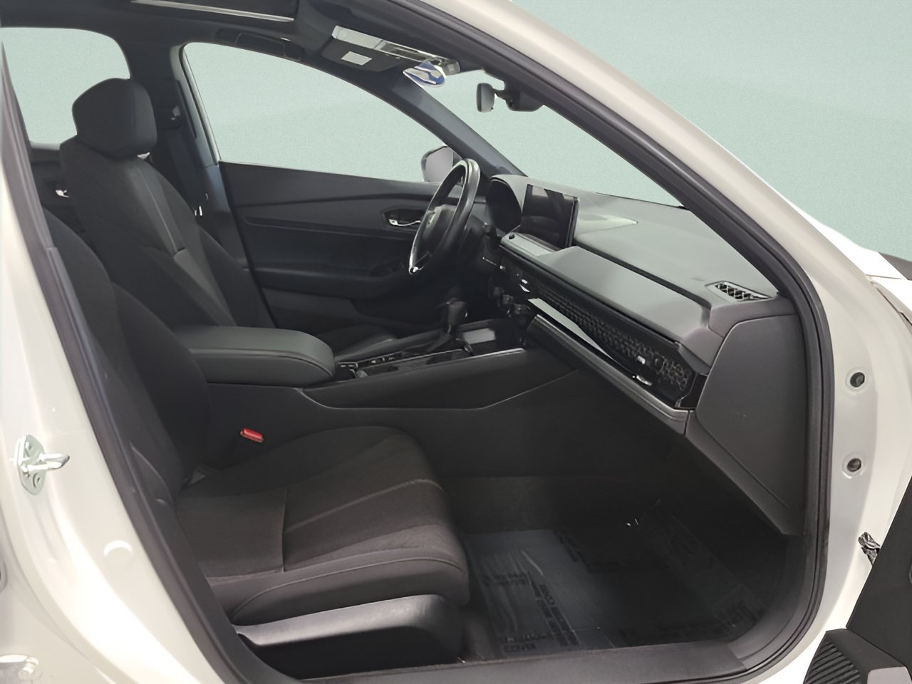 Used 2024 Honda Accord Sport image 13