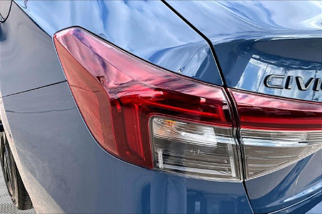 Used 2026 Honda Civic Sport image 31