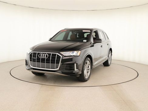 Used 2021 Audi Q7 3.0T Premium w/ Convenience Package image 12