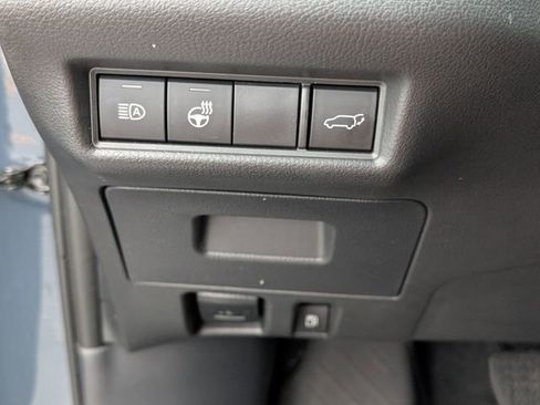 Used 2025 Toyota Grand Highlander AWD image 42