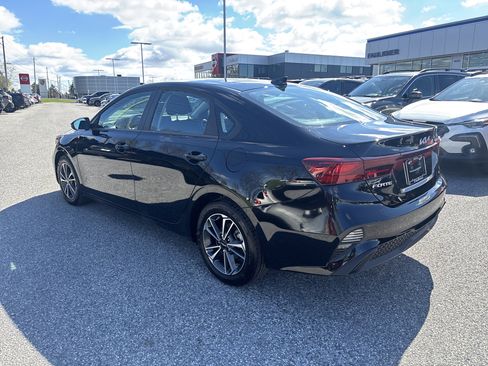 Used 2024 Kia Forte LXS w/ LXS Technology Package image 18