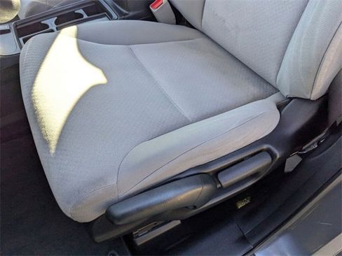 Used 2015 Honda CR-V LX image 21