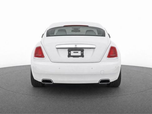 Used 2015 Rolls-Royce Wraith RWD image 6