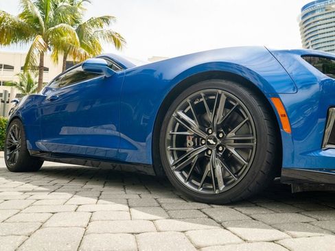Used 2018 Chevrolet Camaro ZL1 RWD image 13