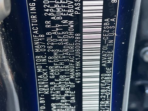 Used 2018 Toyota Camry SE w/ Moonroof Package image 29