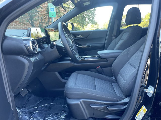 Used 2026 Chevrolet Equinox LT FWD image 12