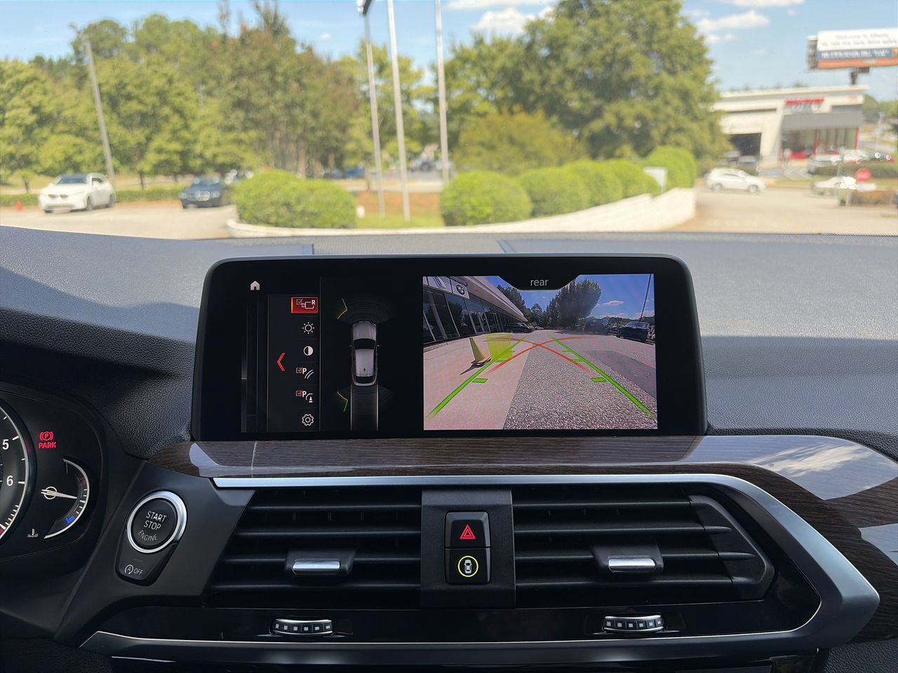 Used 2019 BMW X4 xDrive30i w/ Driving Assistance Package AWD/4WD image 25