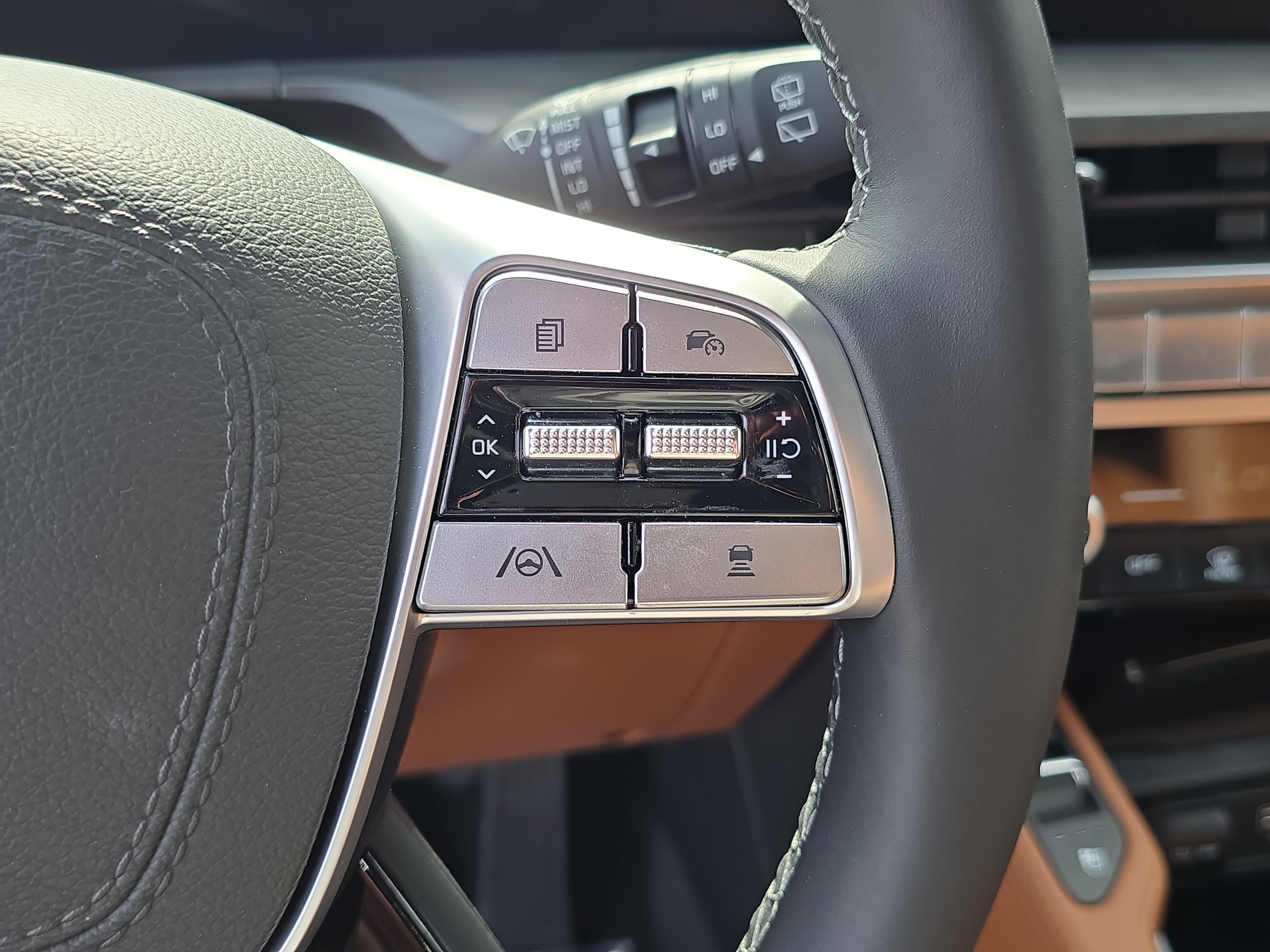 Certified 2025 Kia Telluride EX X-Line AWD/4WD image 34