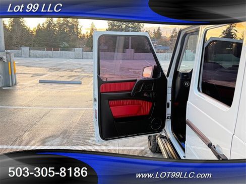 Used 2017 Mercedes-Benz G 550 image 27