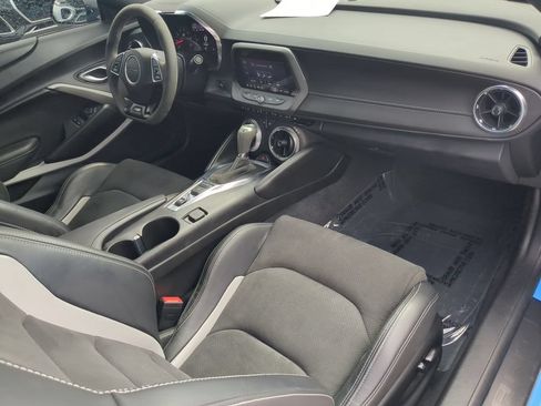 Used 2023 Chevrolet Camaro SS RWD image 11