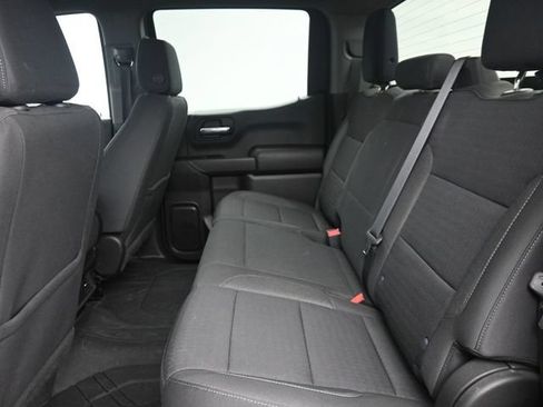 Used 2022 Chevrolet Silverado 1500 Custom Trail Boss w/ LPO, Dark Essentials Package AWD/4WD image 18