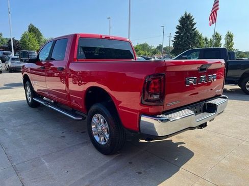 Certified 2026 RAM 2500 Big Horn AWD/4WD image 4