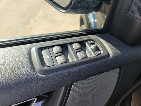 Used 2016 Land Rover LR4 HSE AWD/4WD image 12
