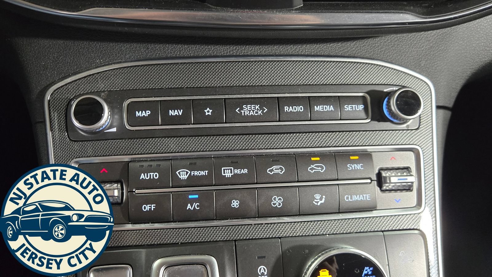 Used 2023 Hyundai Santa Fe XRT AWD/4WD image 15