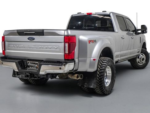 Used 2022 Ford F350 Lariat w/ Lariat Ultimate Package AWD/4WD image 6