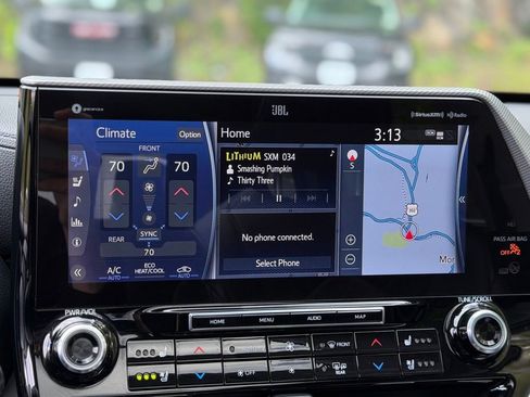 Used 2020 Toyota Highlander Platinum AWD/4WD image 18