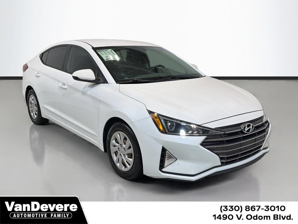 Used 2019 Hyundai Elantra SE w/ Cargo Package FWD image 1