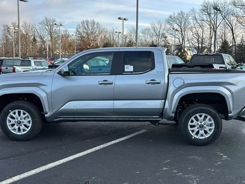 New 2026 Toyota Tacoma SR5 image 4
