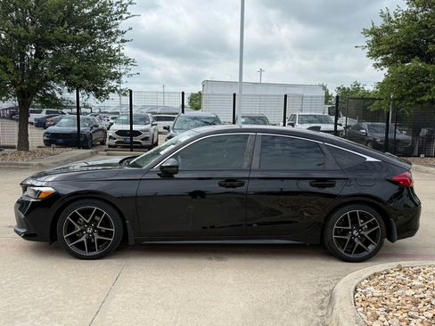 Used 2022 Honda Civic Sport Touring image 2