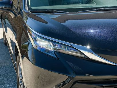 Used 2024 Toyota Sienna LE