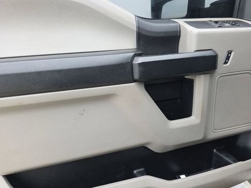 Used 2020 Ford F250 XL w/ Power Equipment Group image 8